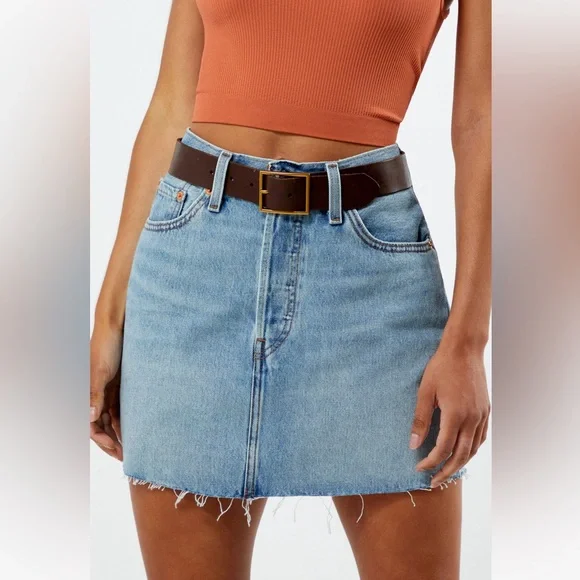 Women’s Levi's Icon Woven Minutes Denim Mini Skirt, size 25 - Picture 1 of 8